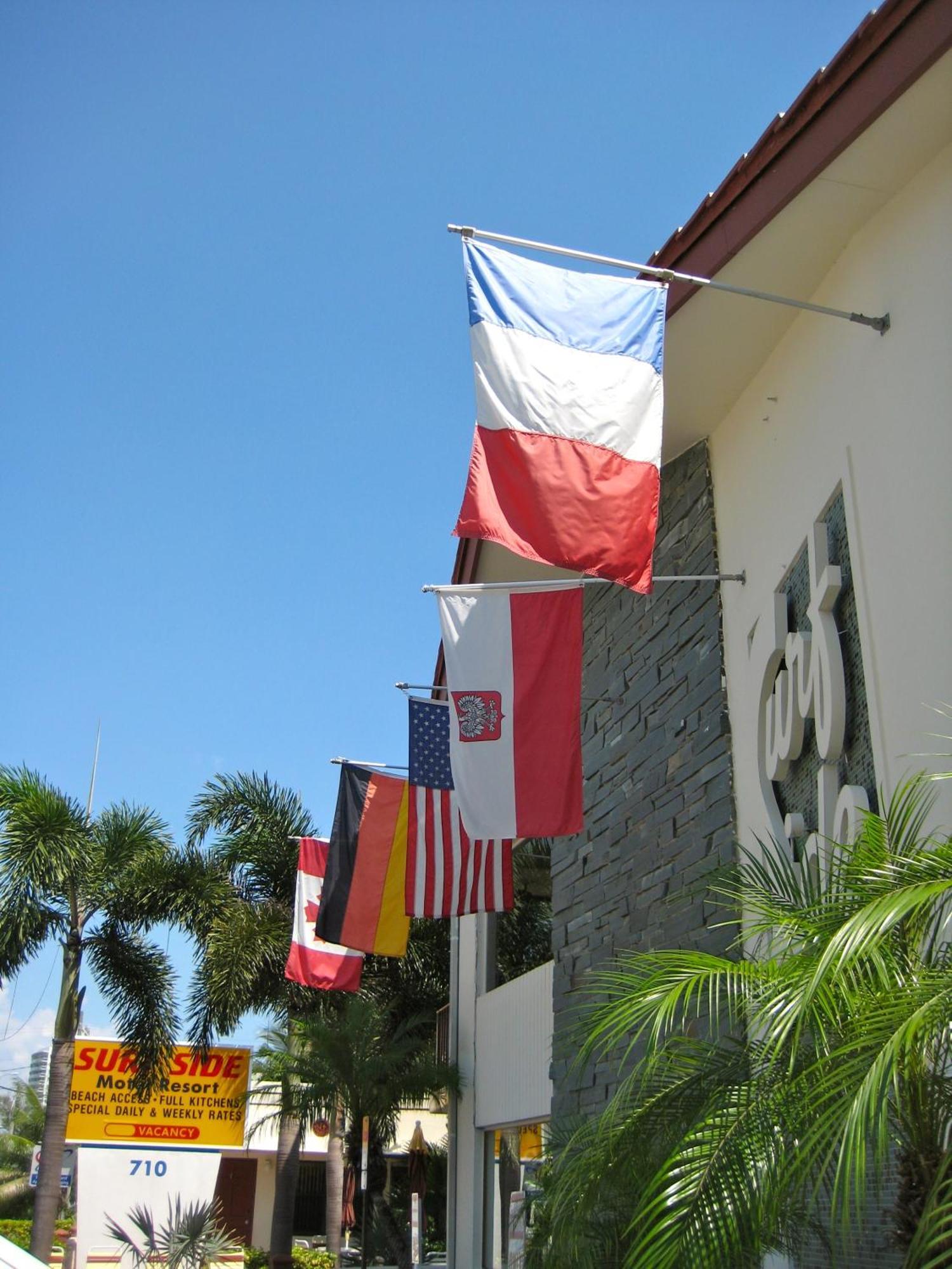Surf Side Resort Pompano Beach Bagian luar foto