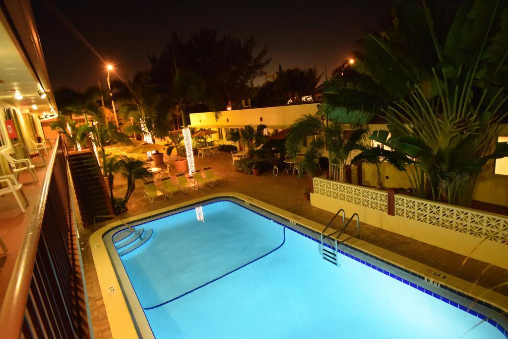 Surf Side Resort Pompano Beach Bagian luar foto