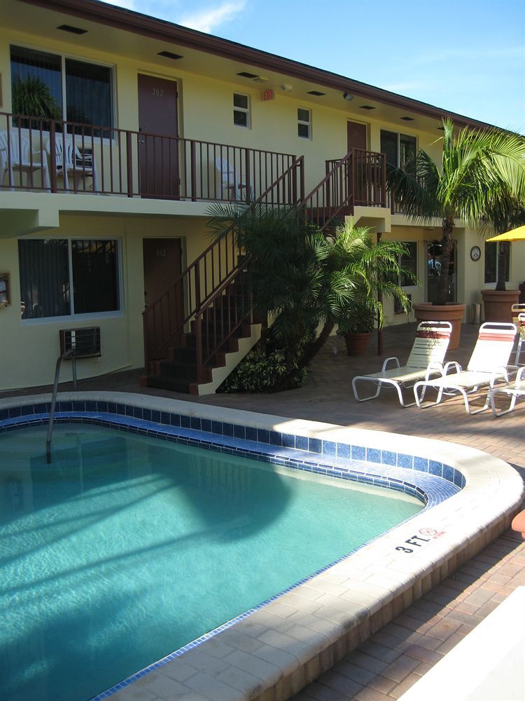 Surf Side Resort Pompano Beach Bagian luar foto