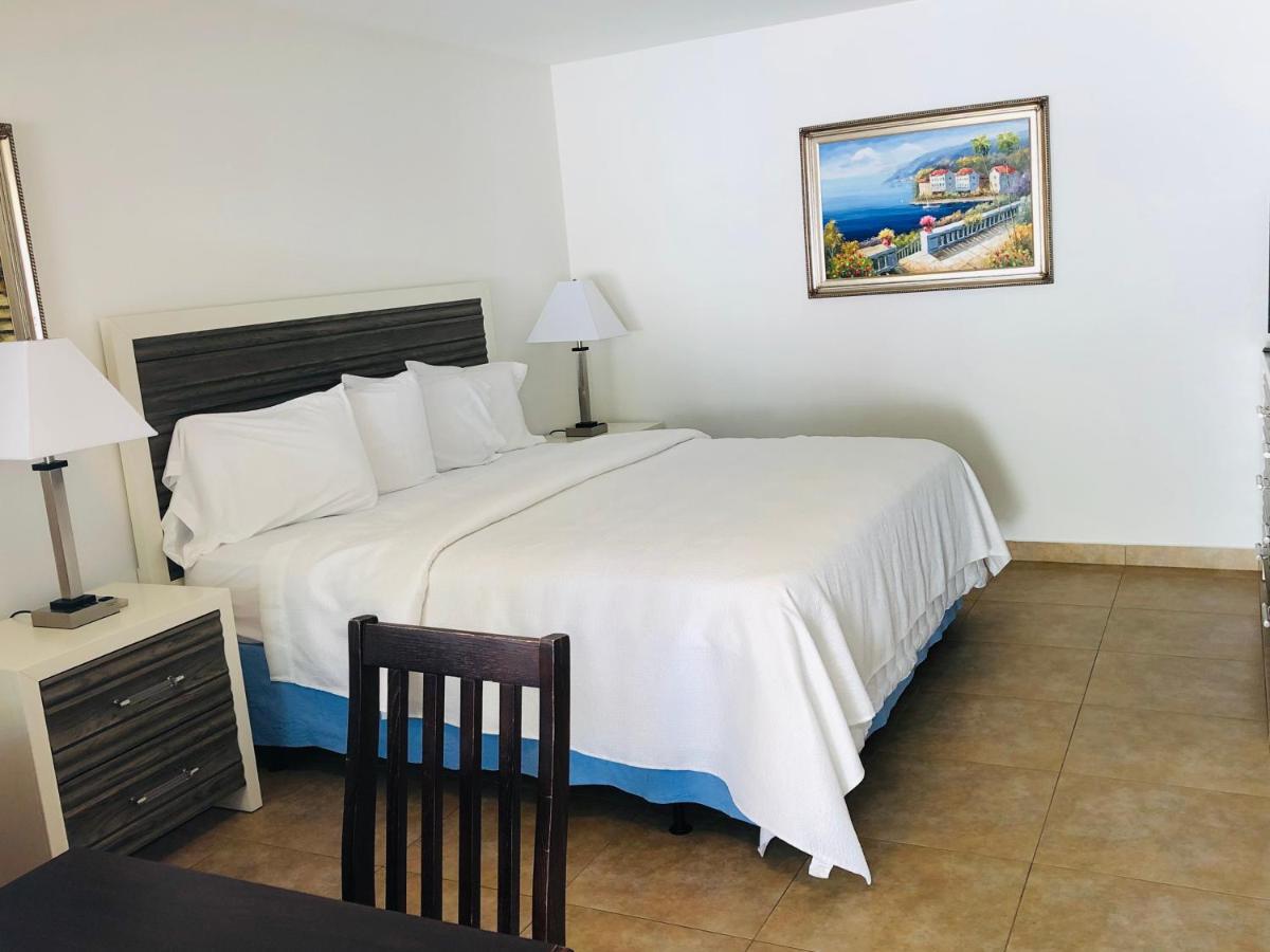 Surf Side Resort Pompano Beach Bagian luar foto